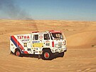 Rally Granada  Dakar. eský kamion Tatra ízený Karlem Lopraisem bhem závodu...
