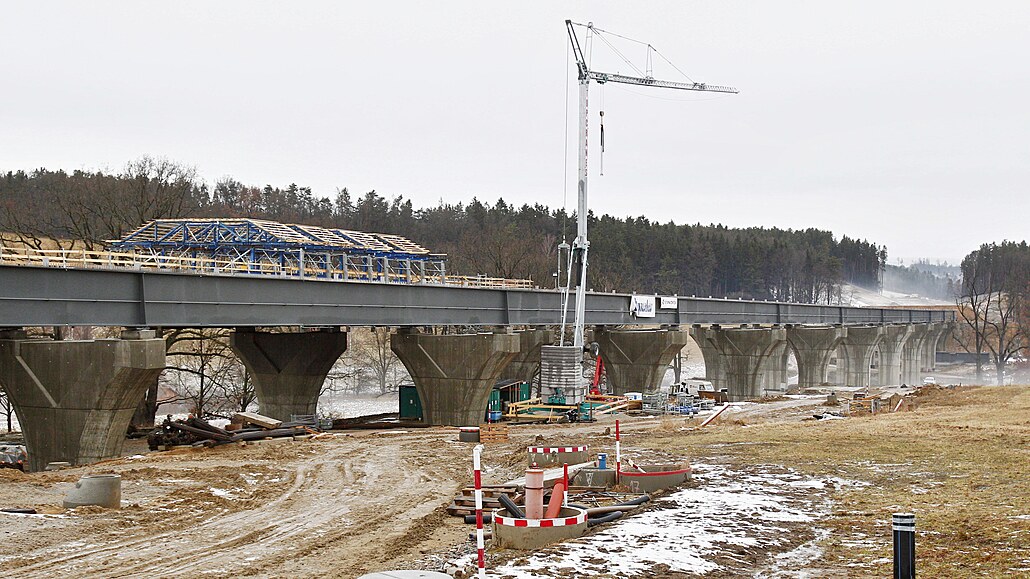 Hned zkraje roku začne stavba dalšího úseku dálnice D3 od Třebonína ke Kaplici...
