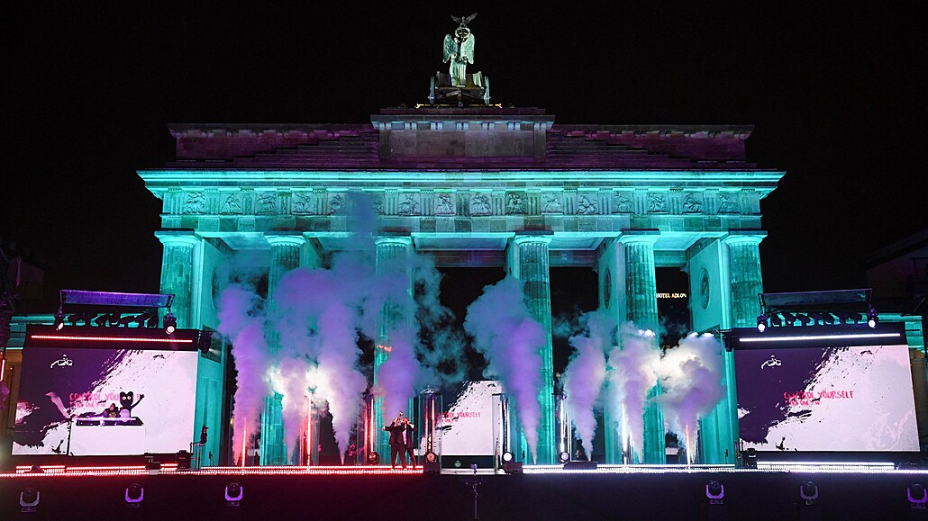 Oslavy píchodu nového roku v Berlín. (1. ledna 2022)