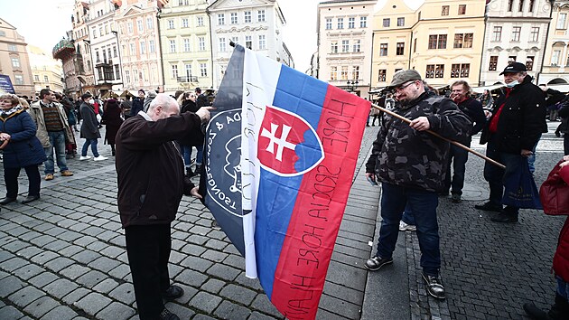 Na Silvestra probhlo posledn setkn odprc covidovch opaten. (31. prosince 2021)