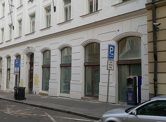 V ulici Ve Smekách v Praze, kousek od Václaváku, sídlila prodejna Elektroniky...