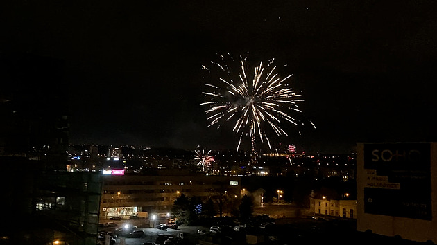 Těšíte se na petardy? Zákon je na Silvestra omezil, ale v praxi „ranařům“ moc nehrozí