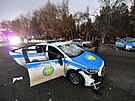 Pokozená policejní auta v nejvtím kazachstánském mst Almaty (5. ledna 2022)