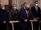 Ministr Válek pedstavil nový tým Národního institutu pro zvládání pandemie