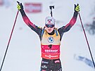 Marte Röiselandová vítzí ve stíhacím závod v Oberhofu