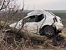 Tragická nehoda u obce Kněžice na Nymbursku. Zemřel mladý řidič, spolujezdec je...