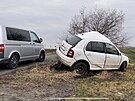 Tragická nehoda u obce Kněžice na Nymbursku. Zemřel mladý řidič, spolujezdec je...
