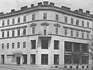 Café Esplanade vzniklo v letech 1925 až 1927 přestavbou starší kavárny Habsburg...