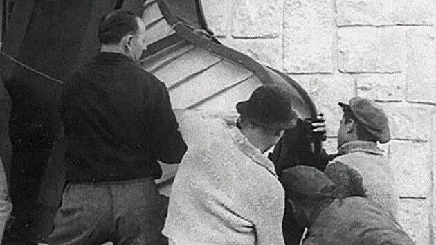 Sthovn klavru na observato na Skalnatm plese ve Vysokch Tatrch v roce 1943
