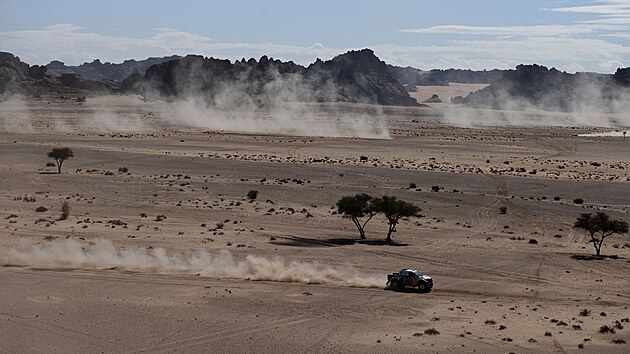 Momentka z prvn etapy Rallye Dakar.