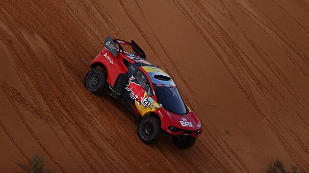 Sbastien Loeb  ve druh etap Rallye Dakar.