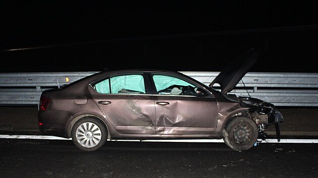 Škoda způsobená dopravní nehodou se vyšplhala na čtvrt milionu korun.