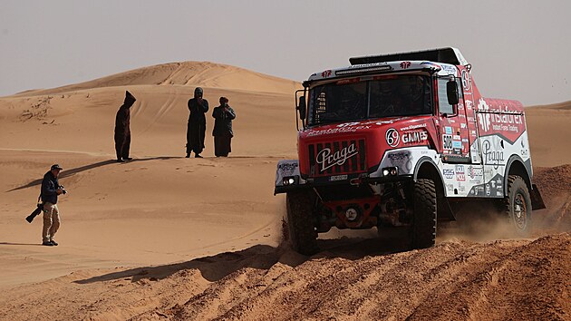 Ale Loprais bhem tet etapy Rallye Dakar.