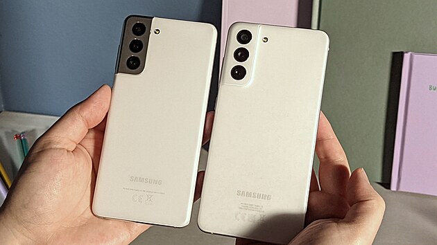 Samsung Galaxy S21 FE a Galaxy S21