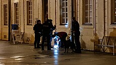 Anonym nahlásil bombu na Pražském hradě. (4. ledna 2022) | na serveru Lidovky.cz | aktuální zprávy