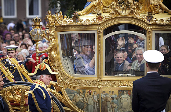 Nizozemská královská rodina pestane pouívat Zlatý koár, je prý píli spjatý...