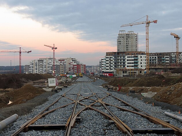 <p>Stavba tramvajové trati z Barrandova do Slivence.</p>