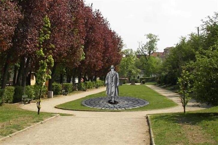 Autorkou sochy bude Tea Smetanová, um�lkyn� z Vyso�iny, její� specializací je...