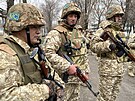 Vojáci Organizace Smlouvy o kolektivní bezpenosti v kazachstánském Almaty (9....