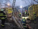 Ve stanici Prosenice na P�erovsku se srazily dva n�kladn� vlaky. T�i vozy jsou...