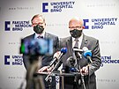 Petr Fiala a Vlastimil Válek navtívili FN Brno a anesteziologicko-resuscitaní...