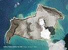 Snímek erupce podmoského vulkánu Hunga Tonga - Hunga Haapai u tichomoského...