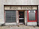 Prostor, ve kterm se prodvalo maso a uzeniny, se Znojmu neda pronajmout....