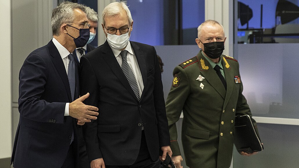 První schzka Rady NATO-Rusko po více jak dvou letech. Námstek ministra...