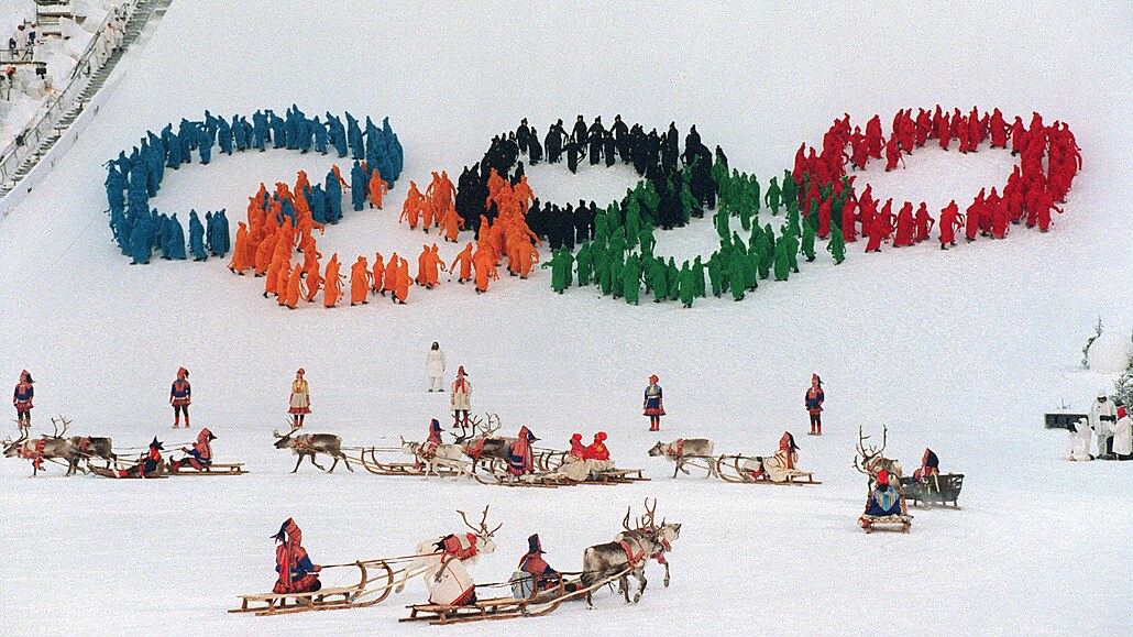 POHÁDKOVÉ HRY. Slavnostní zahájení olympijských her v norském Lillehammeru 1994.