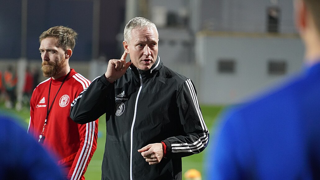 Trenér Václav Jílek na tréninku fotbalist� Olomouce.