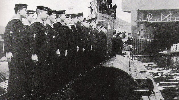 Japonsk ponorka I-8 pi pjezdu do francouzskho Brestu