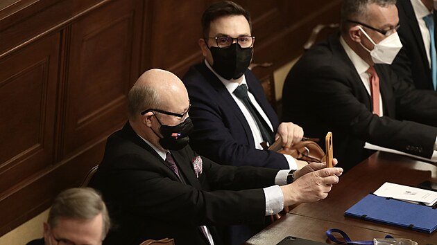 Hlasování o důvěře vládě se uskuteční 95 dnů od říjnových voleb. Poslanecká sněmovna Praha. Na snímku Vlastimil Válek.  (12. ledna 2022)