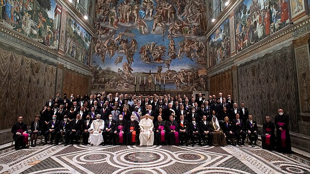 Pape Frantiek pronesl kadoron projev ped shromdnmi diplomaty ve Vatiknu. Zkritizoval v nm takzvanou kulturu ruen (cancel culture). (10. ledna 2022)