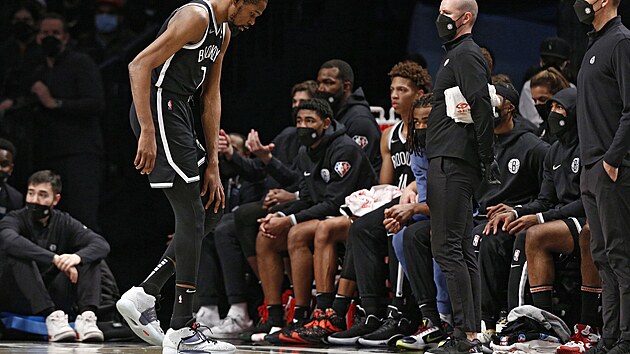 Kevin Durant z Brooklynu opout hit kvli zrann kolena.