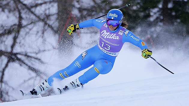Elena Curtoniov v superobm slalomu v Zauchensee.