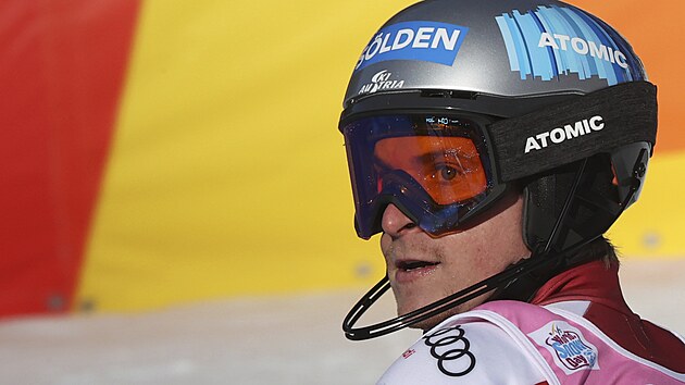 Fabio Gstrein ve slalomu ve Wengenu.