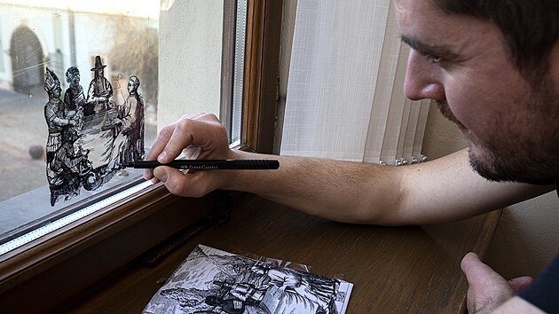 Umělec Jaroslav Varga vytváří na oknech olomoucké univerzitní knihovny grafiky s motivy jezuitských misionářů, zasazuje je však do prostředí viditelného z okna, čímž z určitého úhlu vzniká nové dílo.