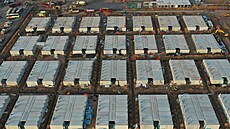 Stavební firmy na okraji �ínského m�sta �'-�ia-�uang v provincii Che-pej...