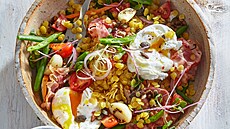 �lut� �o�ka na kyselo se zast�en�m vejcem