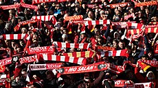 Fanouci Liverpoolu vyjadují podporu svému týmu v zápase proti Brentfordu.