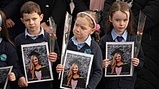Bývalí žáci zavražděné Irky Ashling Murphyové se zúčastnili jejího pohřbu. (18.... | na serveru Lidovky.cz | aktuální zprávy