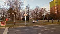 V tchto místech v Petrovicích stál stánek, kde prodávala Ludvika Jonáková a...