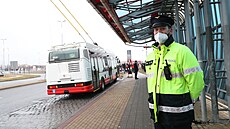 Pra�ský dopravní podnik zahájil stavbu trolejbusové trati z Palmovky p�es...