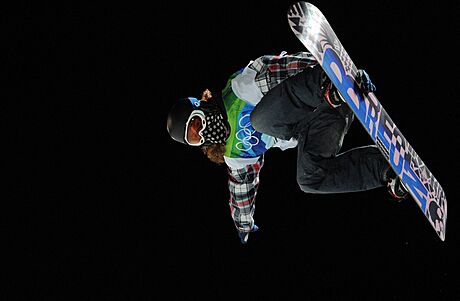 JEDEN Z VRCHOL HER. Americký snowboardista Shaun White a jeho historické...