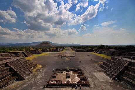 Teotihuacn bvalo nejvt msto Novho svta a svou monumentlnost zaruen...