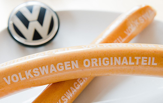 Automobilka Volkswagen vyadila currywurst z jídelníku kantýny hlavní budovy...