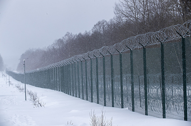 Zrezivělý plot proti zvěři nestačí. Finsko chce na hranici s Ruskem bariéry