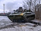 Ruské mechanizované síly se pesouvají na manévry do Bloruska. (19. ledna 2022)