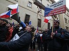 Odprci pandemického zákona protestují v Praze.  (25. ledna 2022)