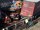 Dlnici D5 u ebrku zablokovala hromadn nehoda a 40 aut. (20. ledna 2022)